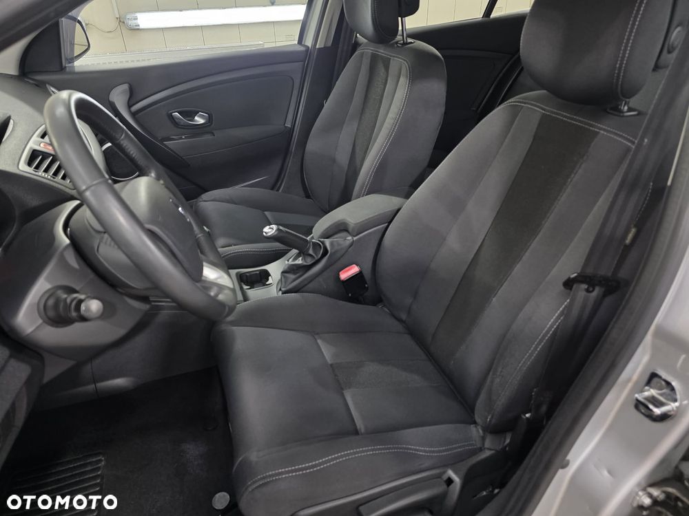 Renault Megane 1.6 16V 110 Dynamique - 5