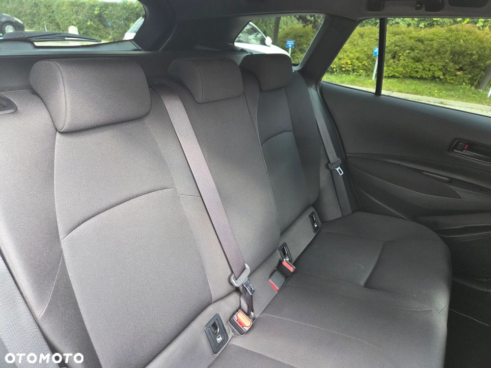 Toyota Corolla - 13