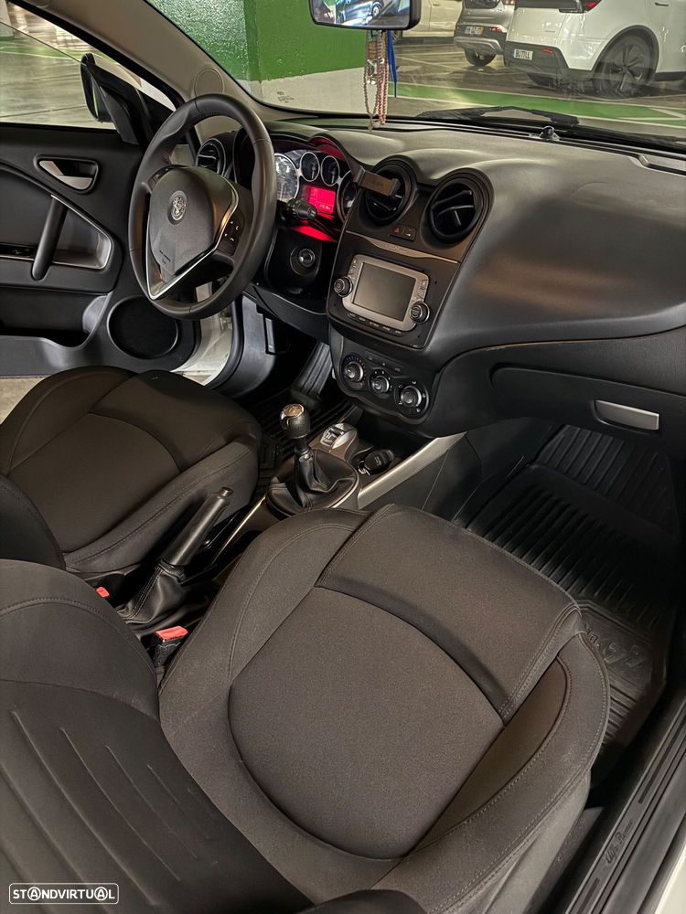 Alfa Romeo MiTo 1.3 JTDM Urban - 13