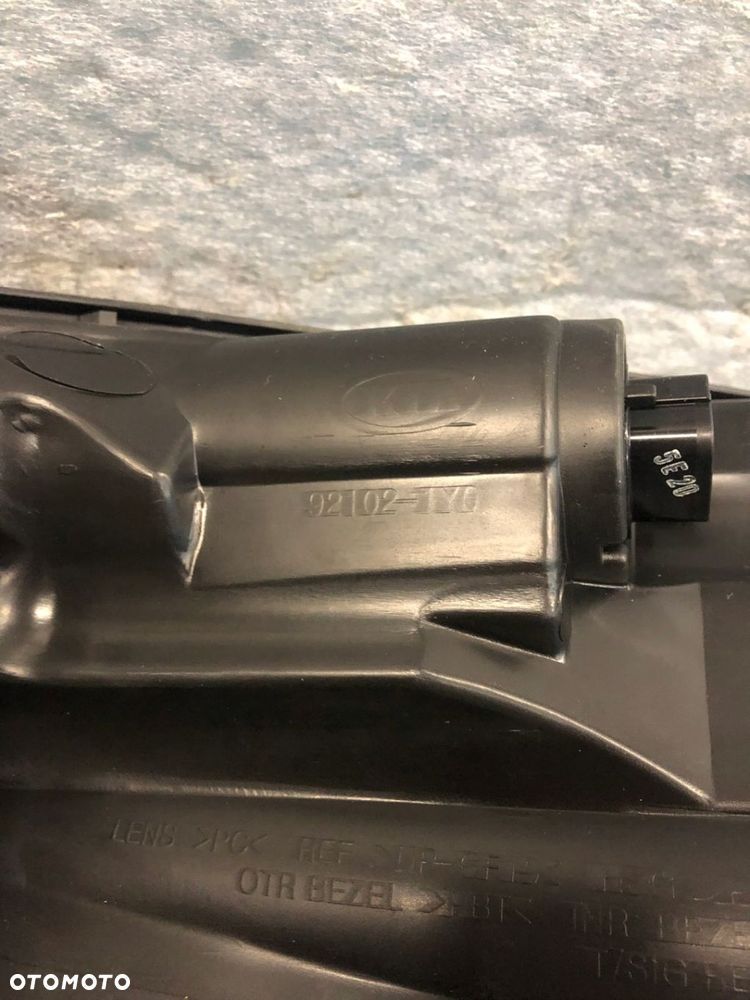 REFLEKTOR PRAWY LAMPA PRAWA KIA PICANTO II NOWA - 3