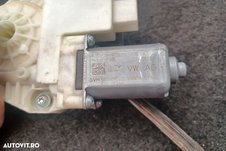 Macara geam spate stanga electrica 5Q4959811A  5G4839461 5Q4959811A - 3