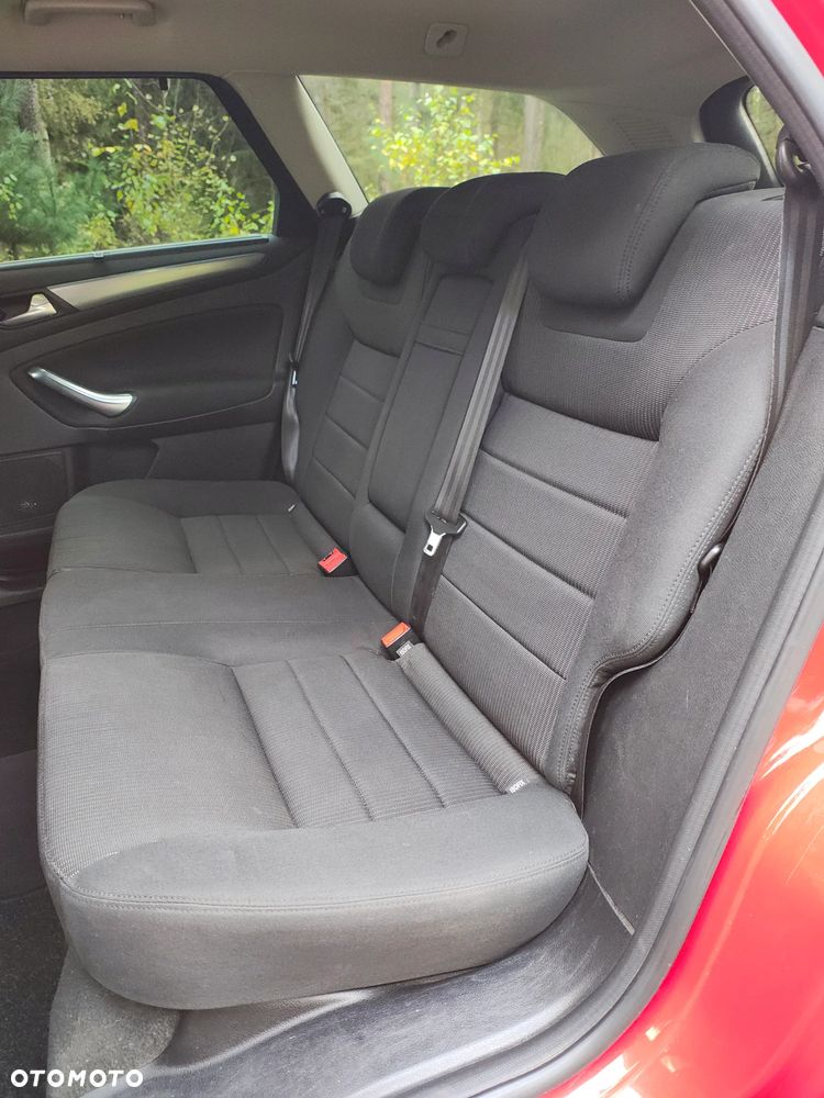 Ford Mondeo - 29