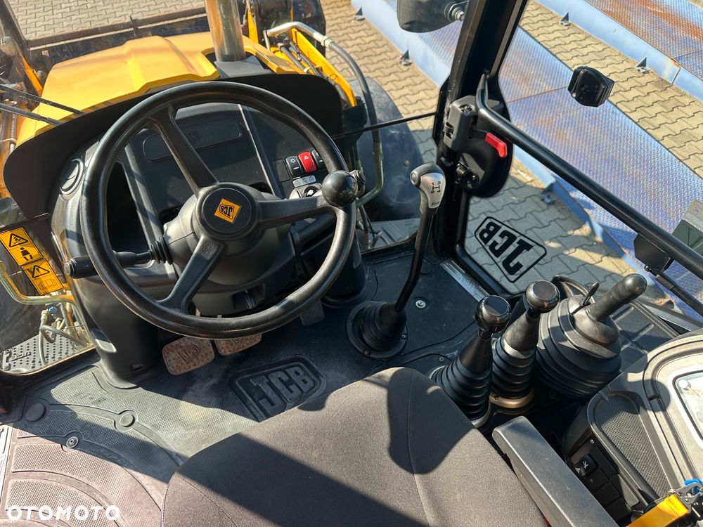 JCB 3CX Sitemaster Plus 92hp manual - 15