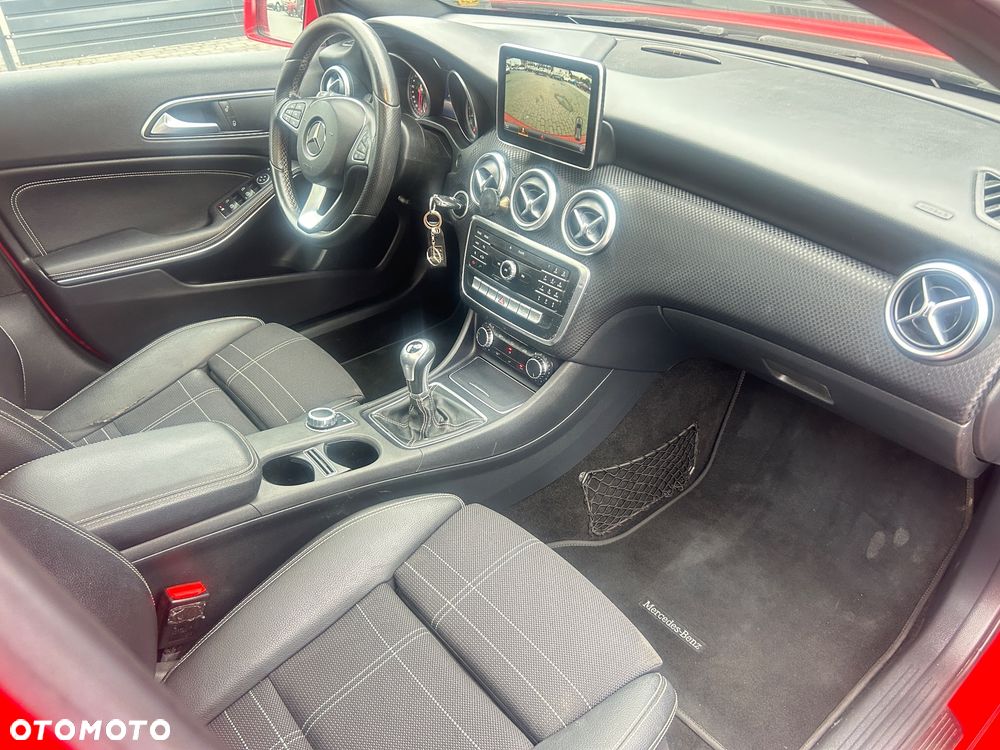 Mercedes-Benz Klasa A 180 Urban - 20