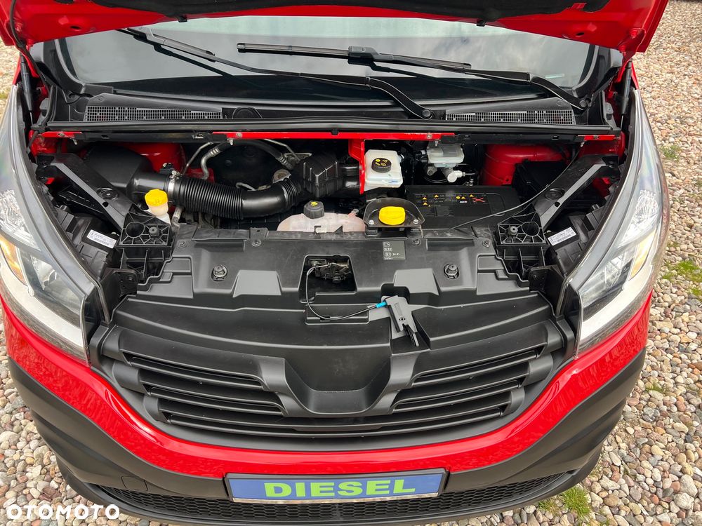 Renault Trafic - 13