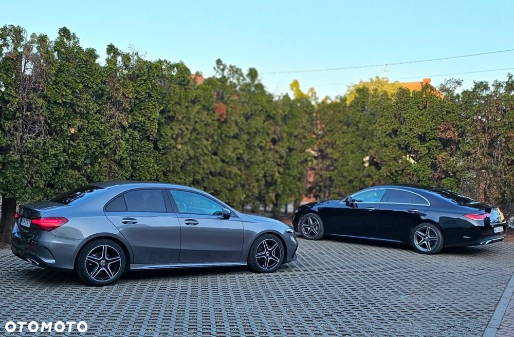 Mercedes-Benz Klasa A 200 AMG Line 7G-DCT - 3
