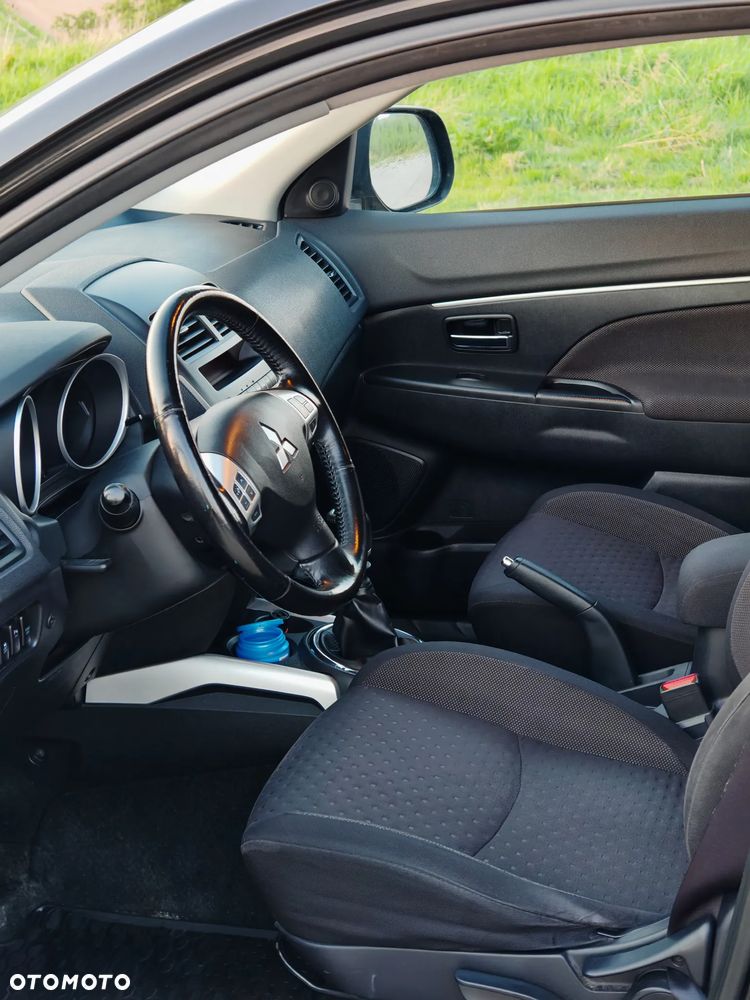 Mitsubishi ASX 1.8 DID Invite 4WD AS&G - 10