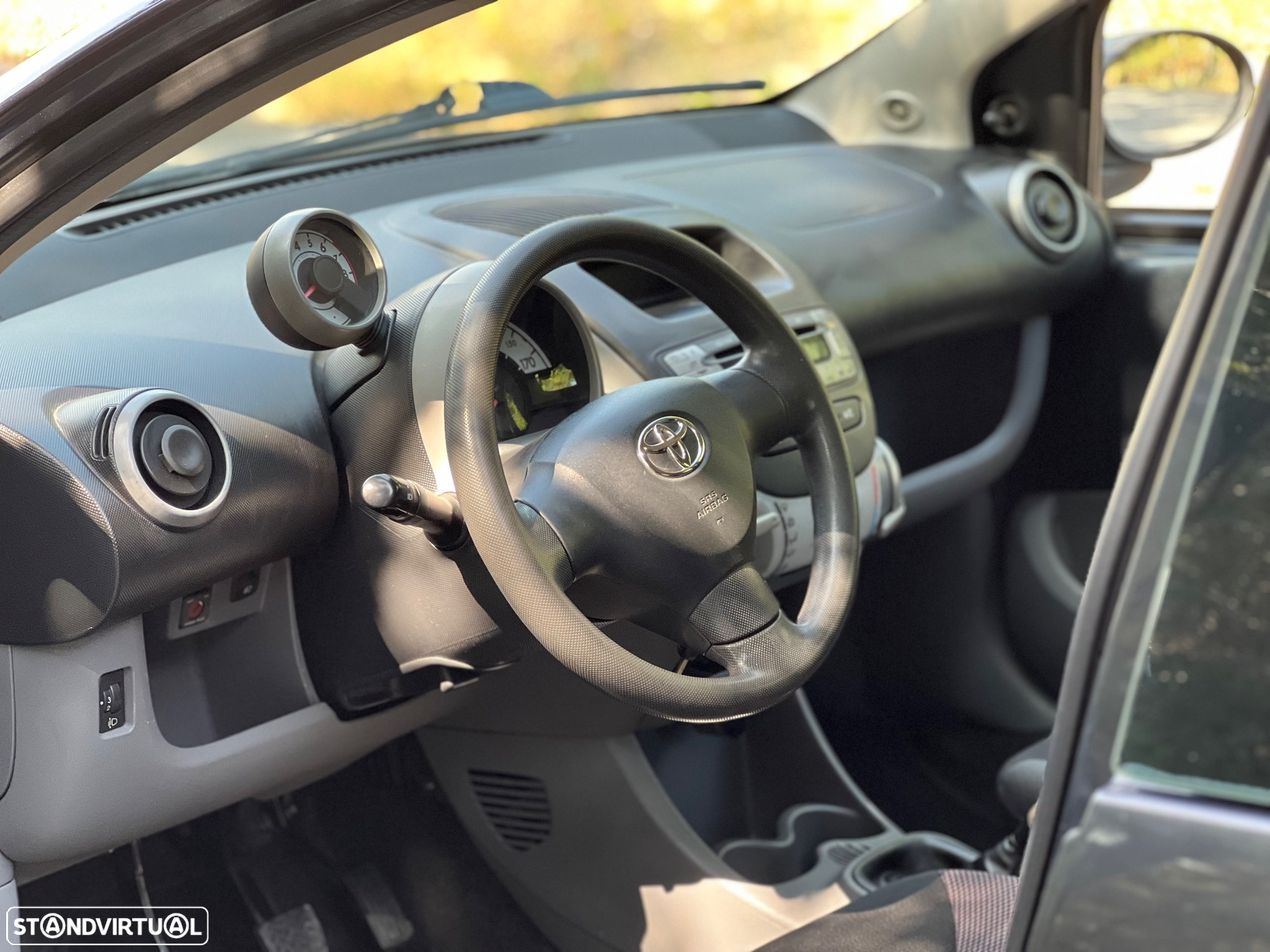 Toyota Aygo 1.0 + AC - 6