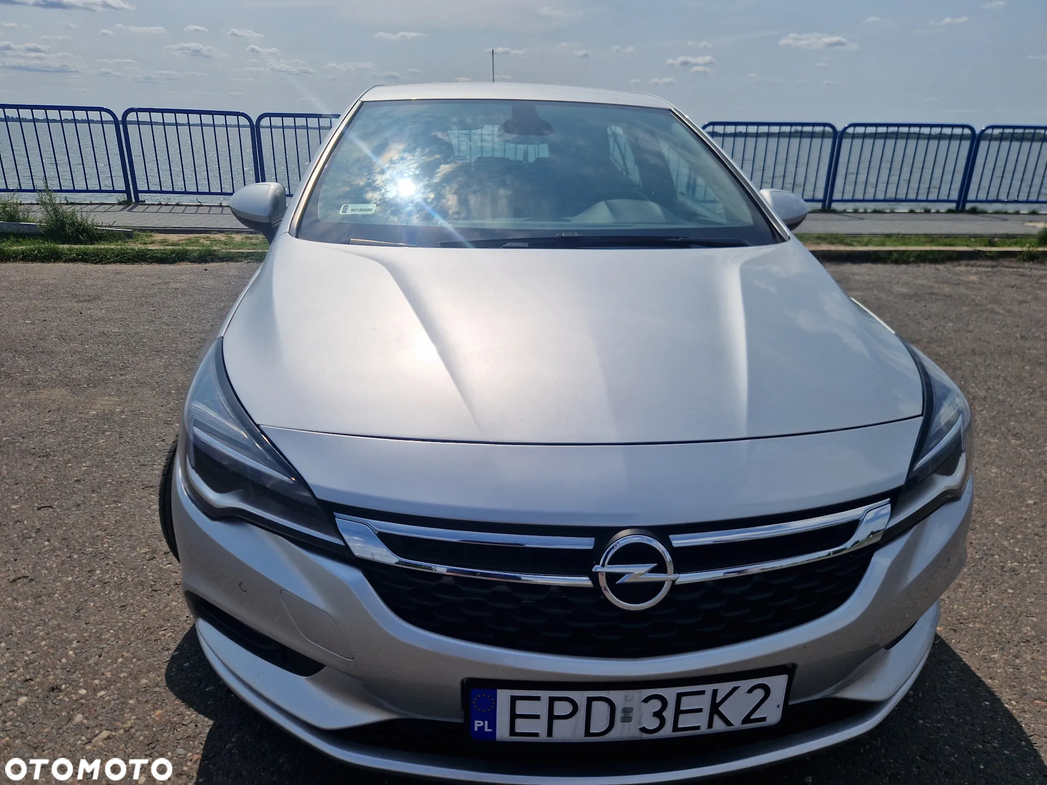 Opel Astra V 1.4 T Dynamic - 4