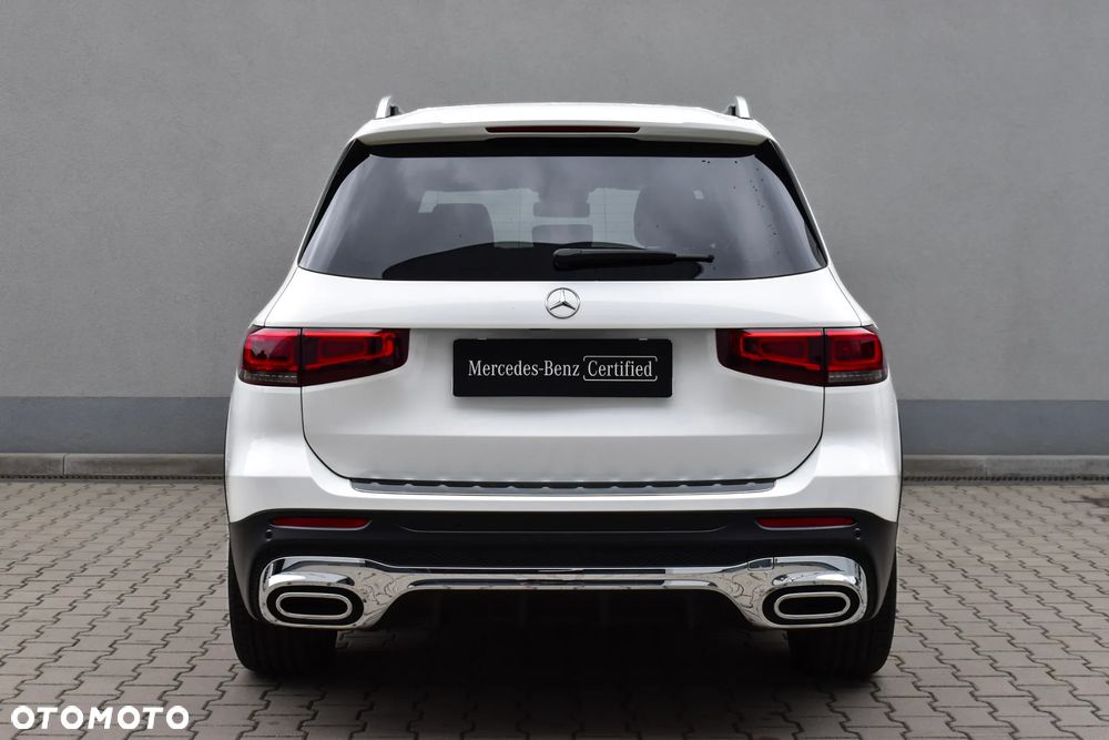 Mercedes-Benz GLB 200 4-Matic AMG Line 8G-DCT - 8