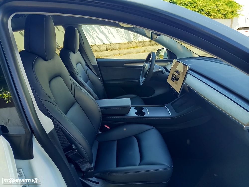 Tesla Model Y Performance Tração Integral - 11