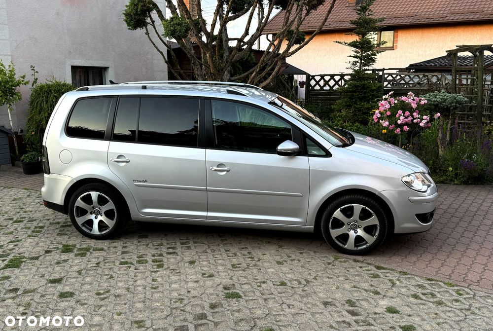 Volkswagen Touran 1.9 TDI Highline - 39
