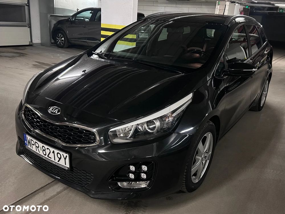 Kia Ceed 1.6 CRDi GT Line - 1