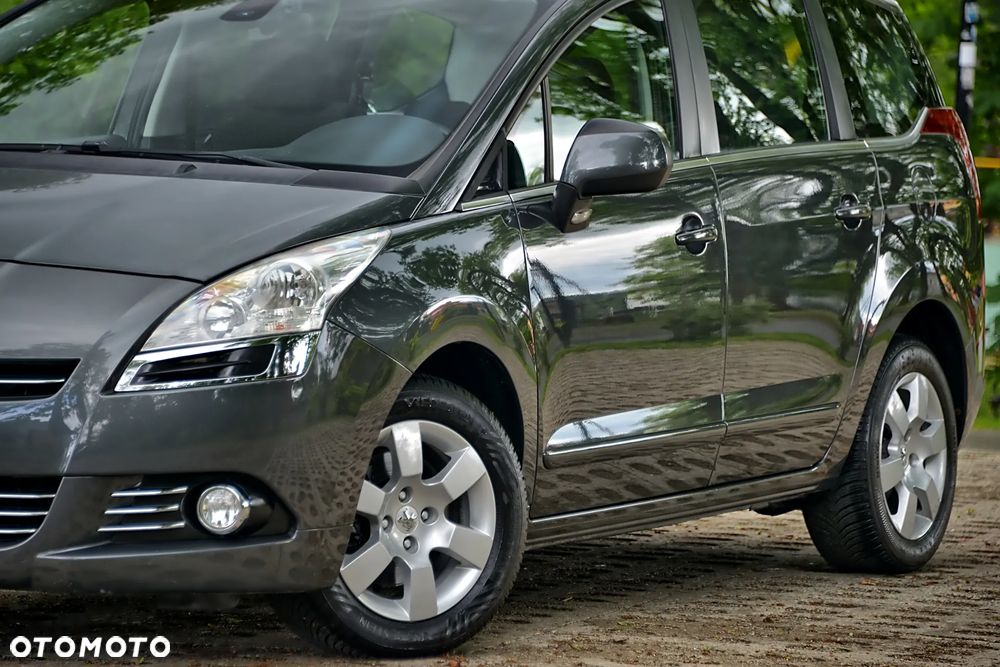 Peugeot 5008 - 14