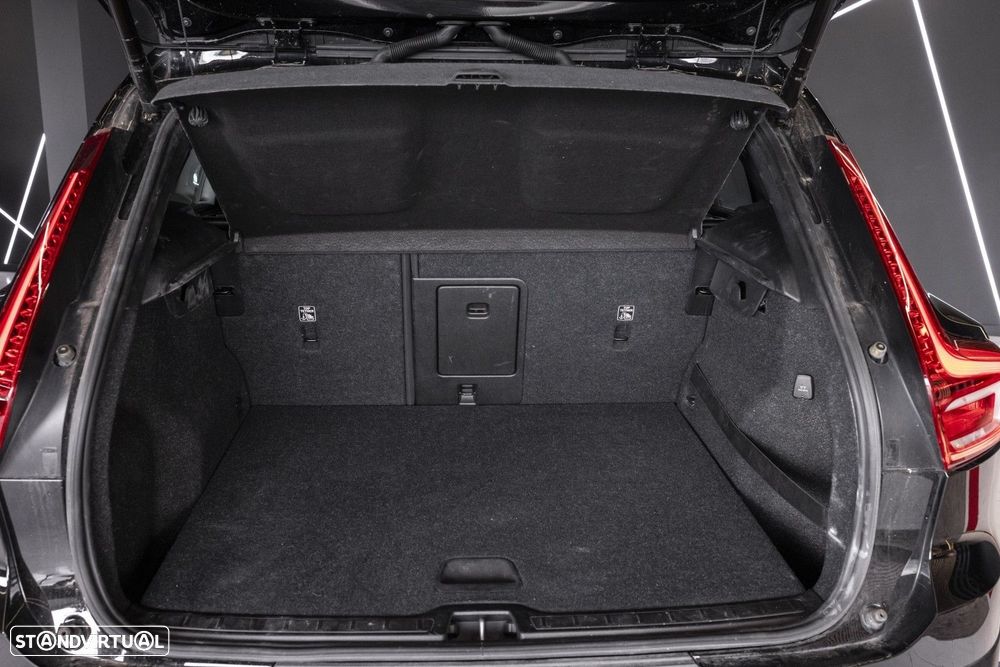 Volvo XC 40 T5 Recharge DKG Plus Dark - 33
