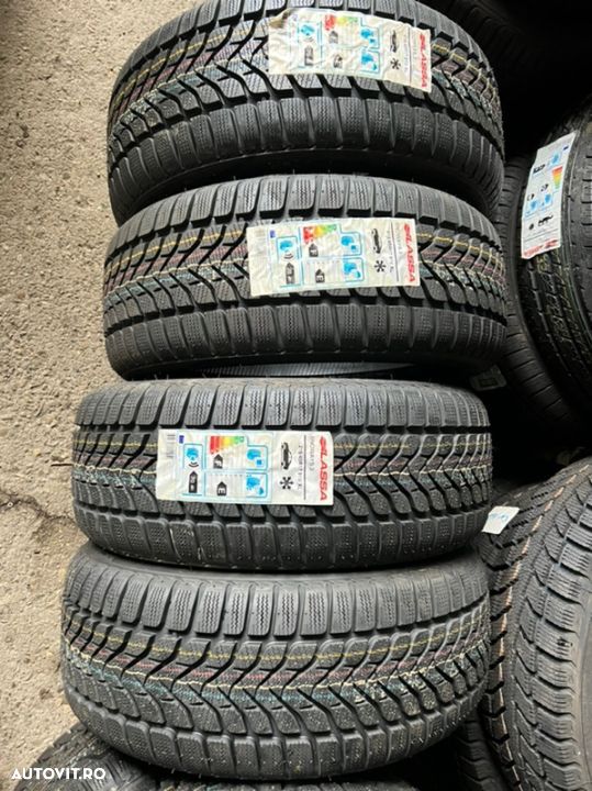 vând 4 anvelope 215/45/17 Lassa de iarnă noi - 1
