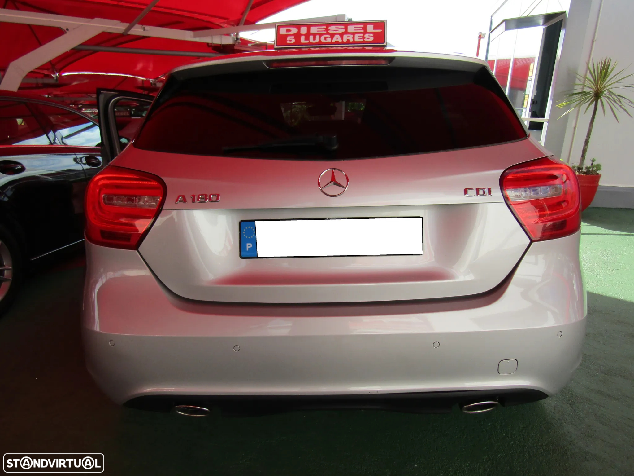Mercedes-Benz A 180 CDI (BlueEFFICIENCY) Urban - 20