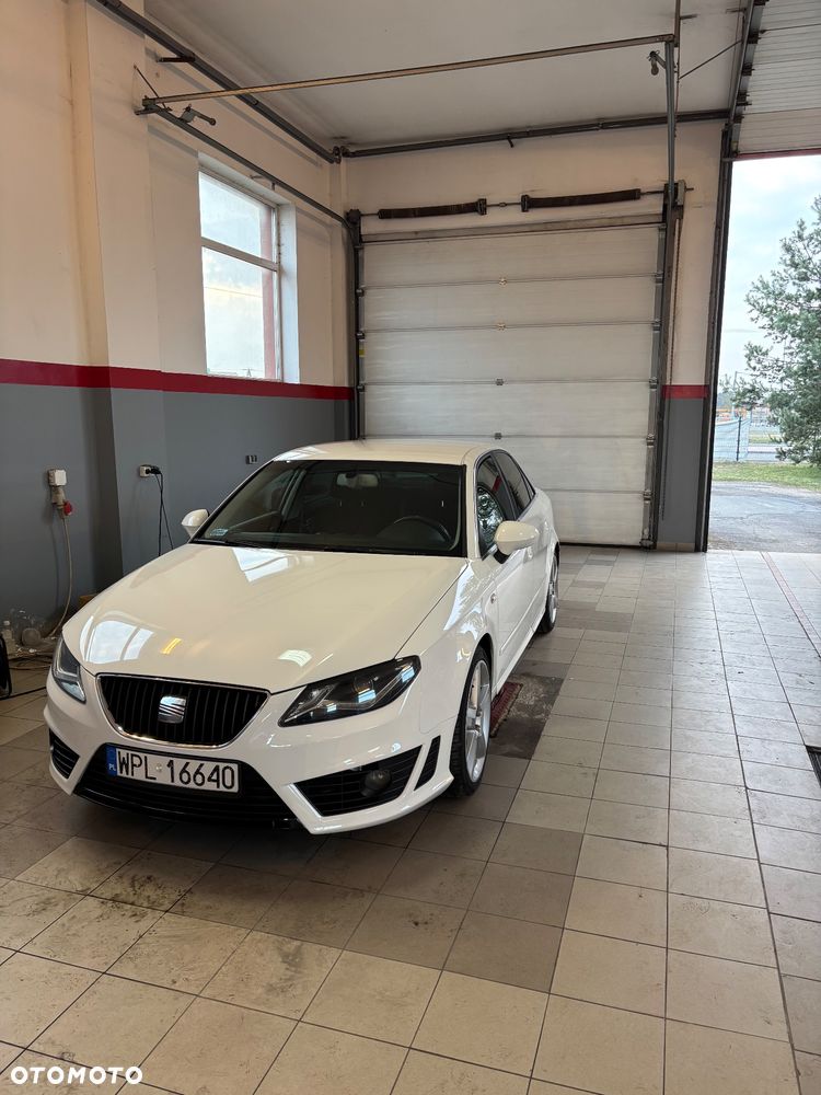 Seat Exeo 2.0 TDI DPF Sport - 1