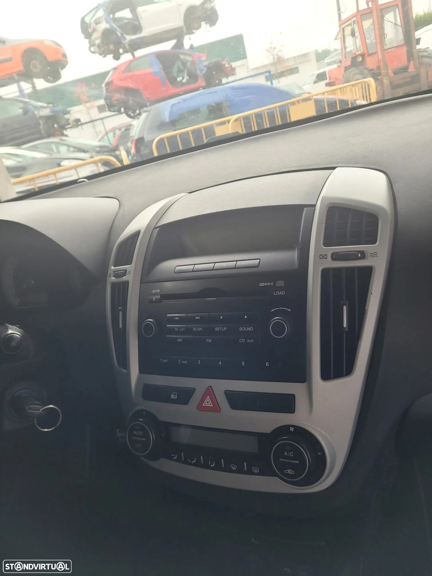 Kia Ceed 2.0 crdi de 2009 ás peças. - 6