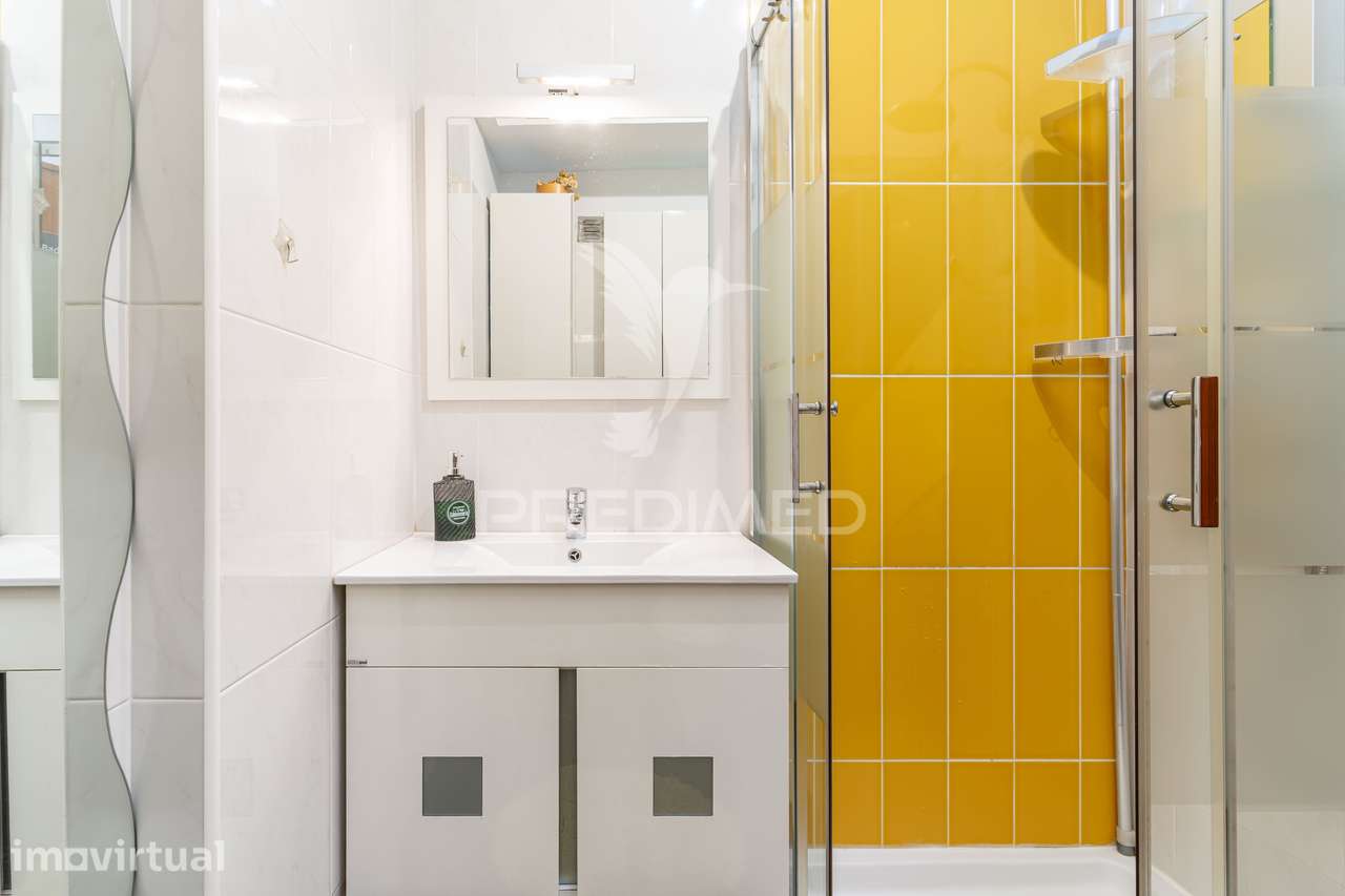 Apartamento T2 com elevador - Às portas de Lisboa - Grande imagem: 2/29