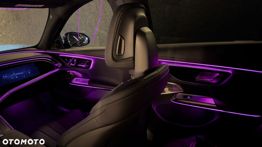 Mercedes-Benz Klasa E 220 d 4-Matic AMG - 11