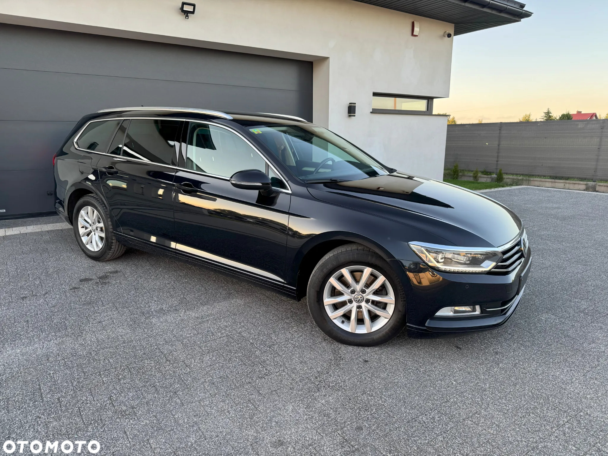 Volkswagen Passat 2.0 TDI BMT Comfortline DSG - 11