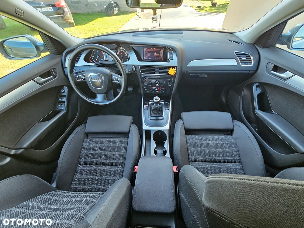 Audi A4 Avant - 6