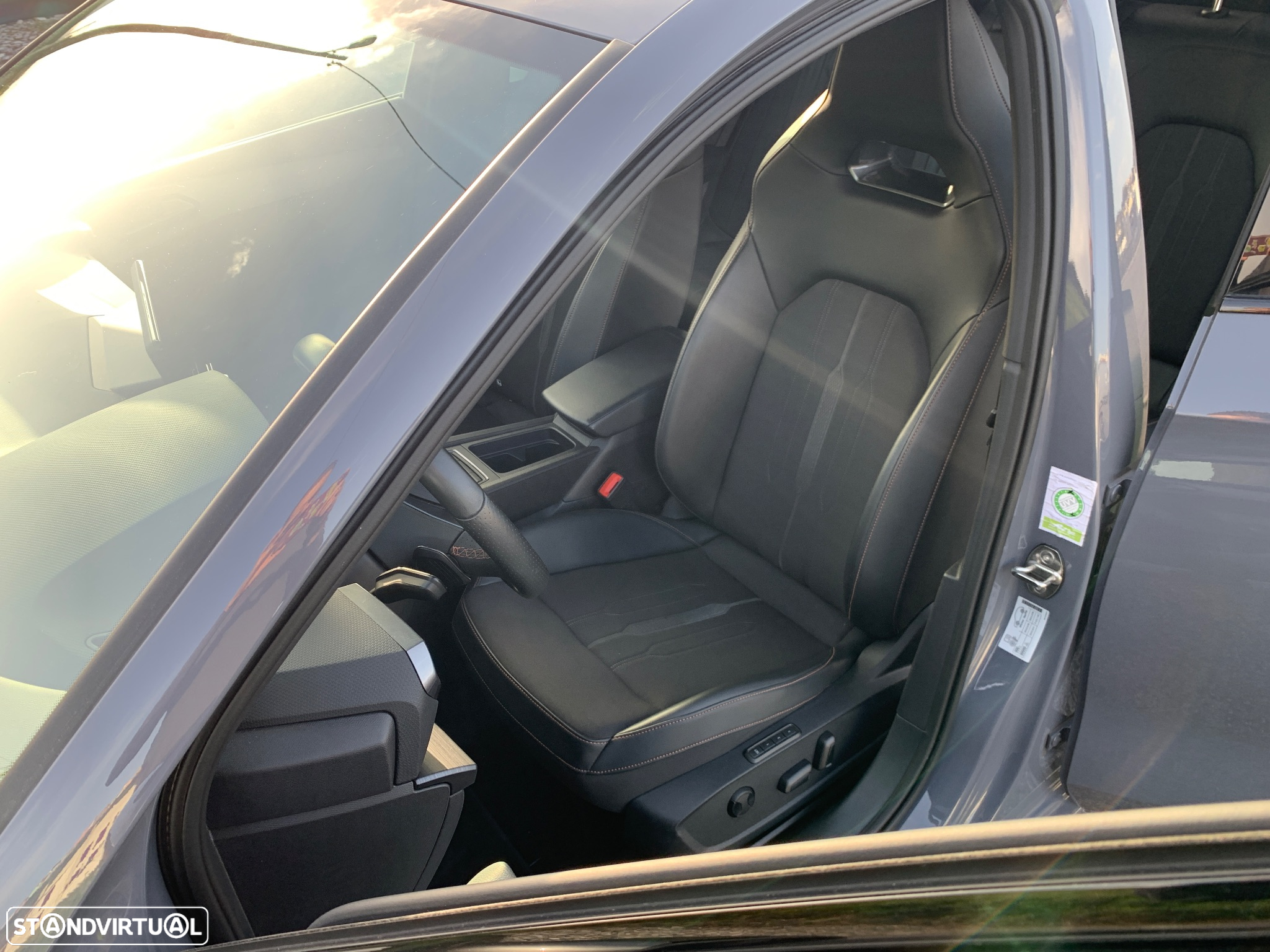 Cupra Leon 1.4 e-Hybrid VZ DSG - 11