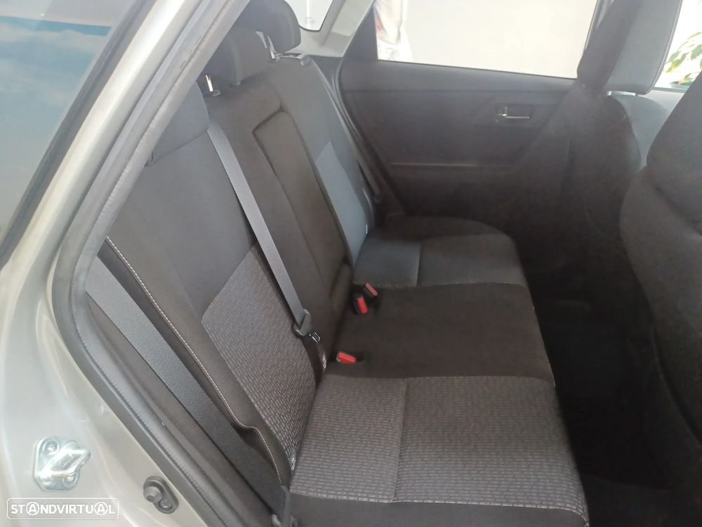 Toyota Auris 1.6 Valvematic Edition - 26