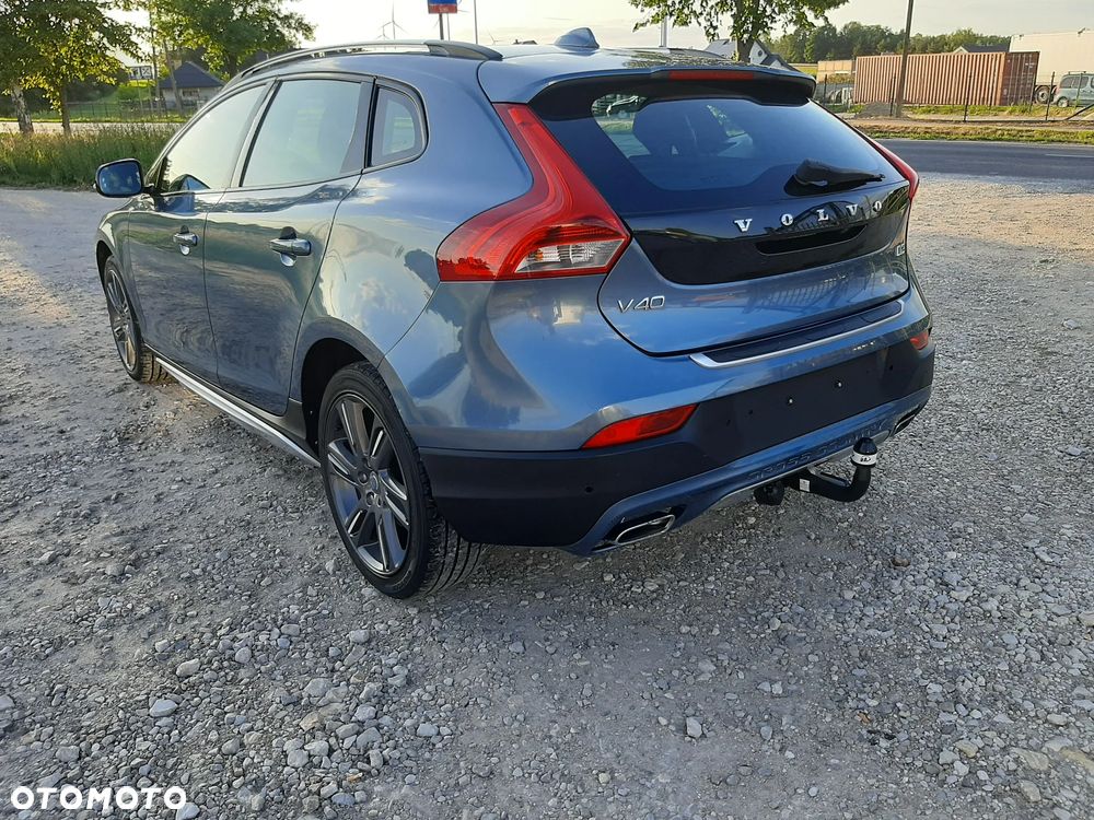 Volvo V40 Cross Country D2 - 11