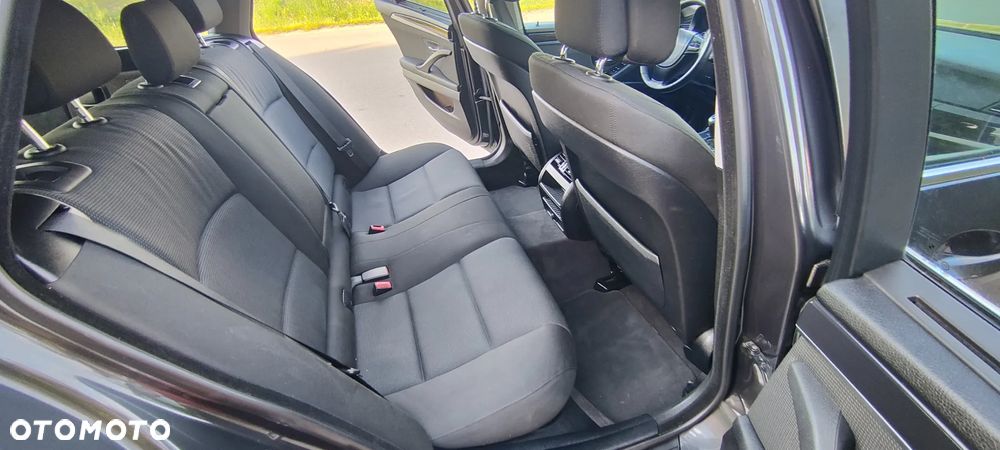 BMW Seria 5 - 21