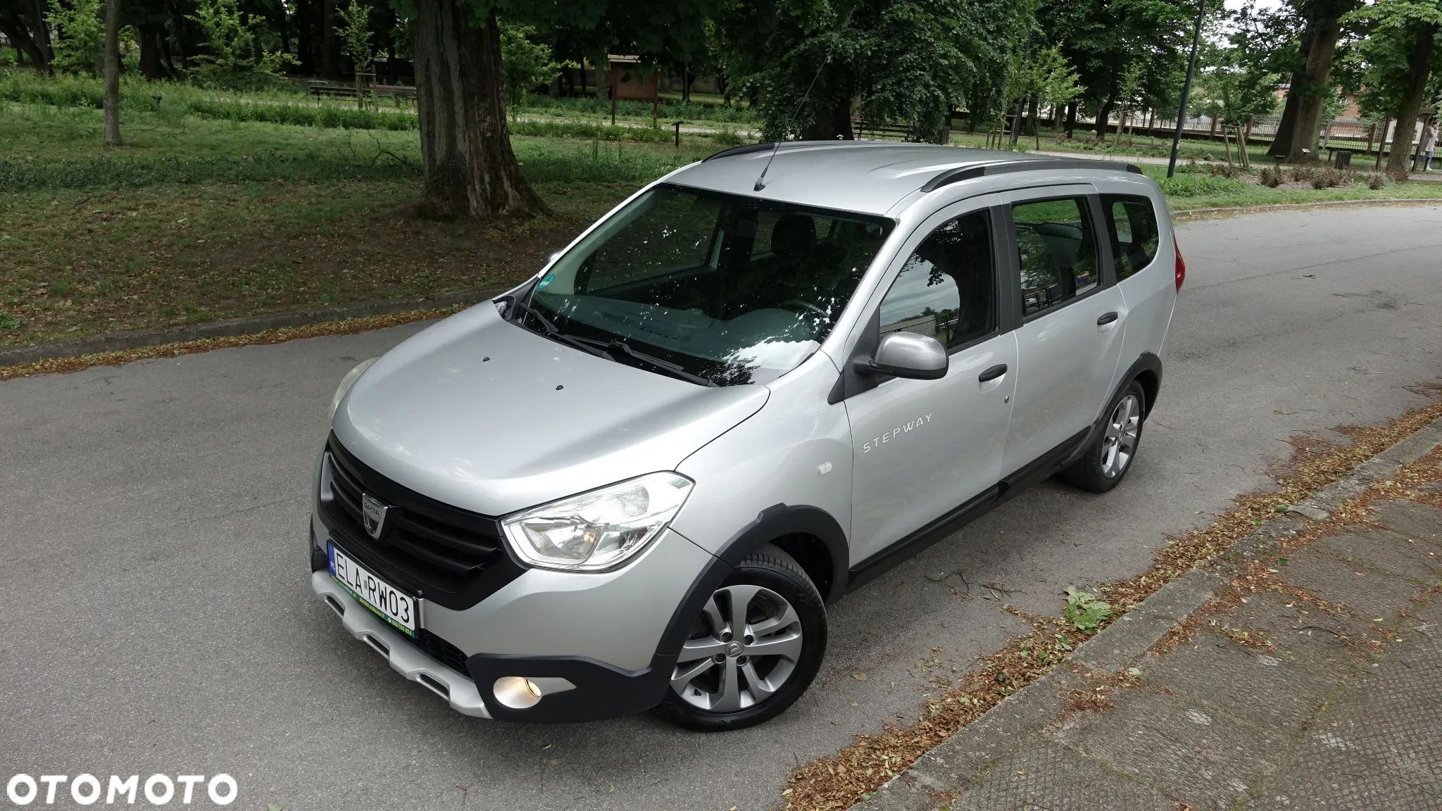 Dacia Lodgy 1.5 dCi Stepway - 1