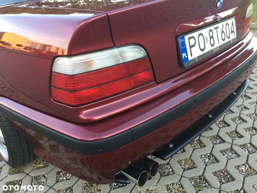 BMW Seria 3 318i Cabriolet - 13