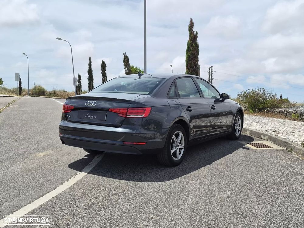 Audi A4 2.0 TDI Advance - 5