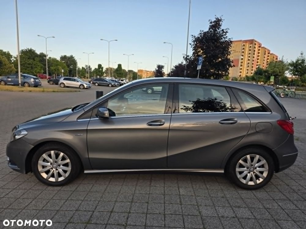 Mercedes-Benz Klasa B 180 7G-DCT Edition - 7