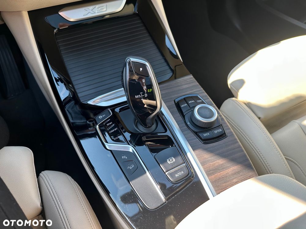 BMW X3 xDrive30i xLine - 33