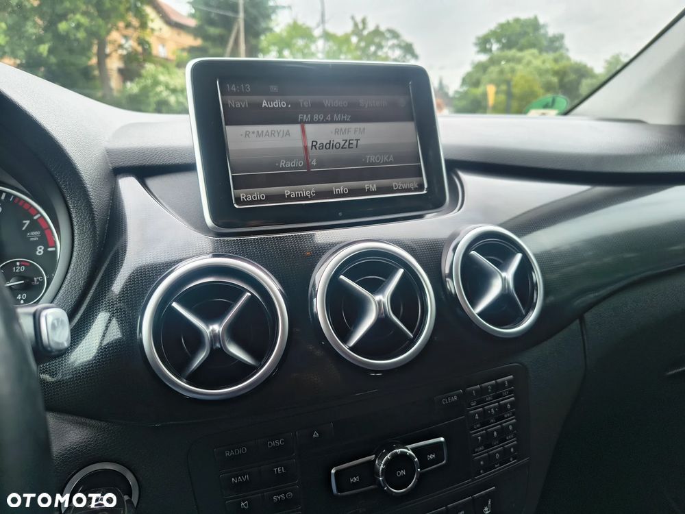 Mercedes-Benz Klasa B 200 7G-DCT Edition - 27