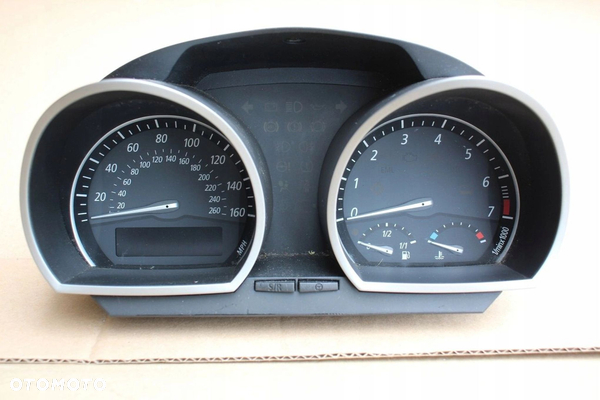 Licznik zegary BMW e85 z4 6957677 benzyna manual UK N46 2.0I