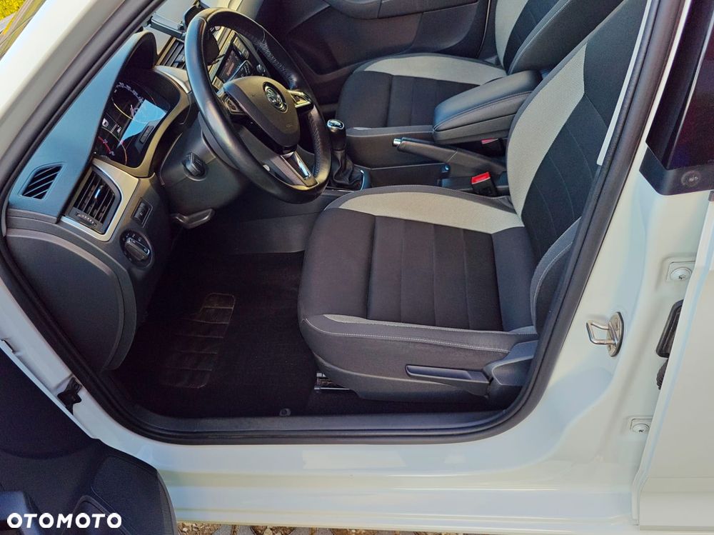 Skoda RAPID 1.0 TSI Ambition - 22
