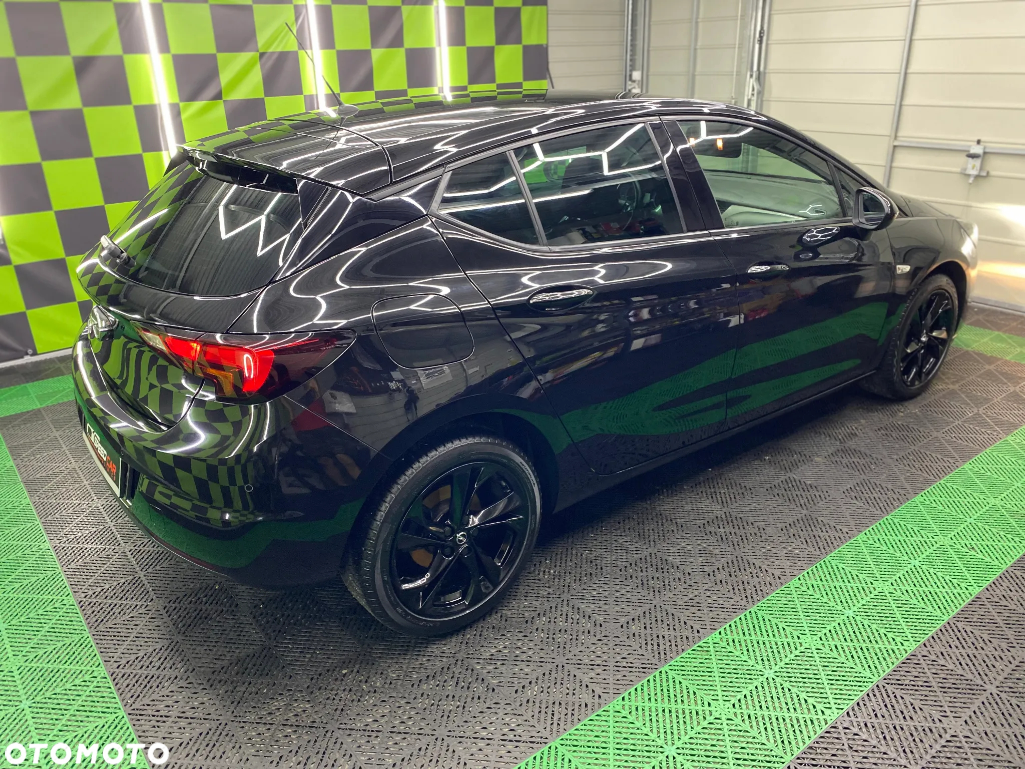Opel Astra 1.2 Turbo Edition - 8