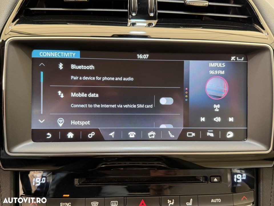 Jaguar F-Pace - 20