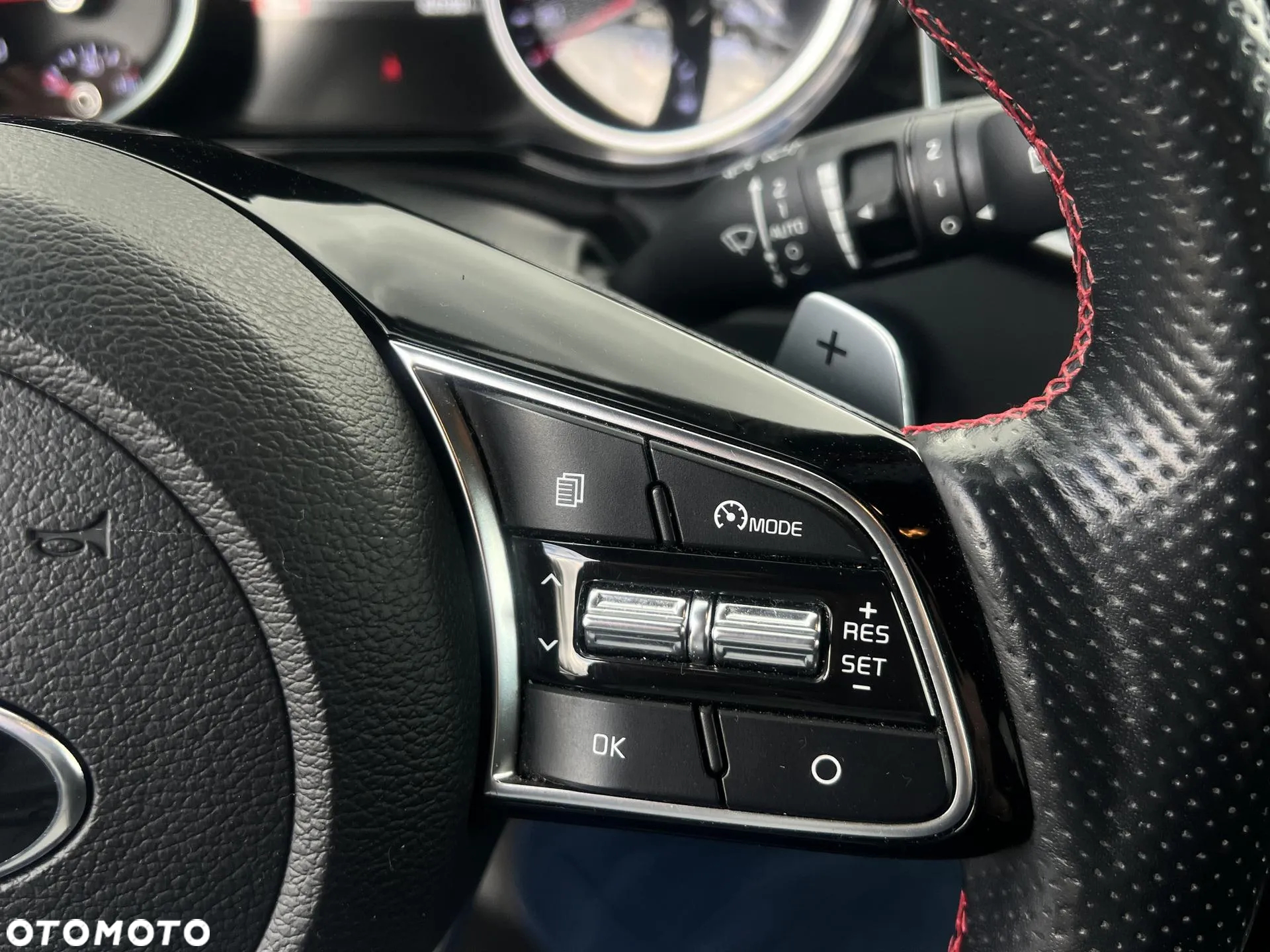 Kia ProCeed 1.6 T-GDI GT DCT - 25