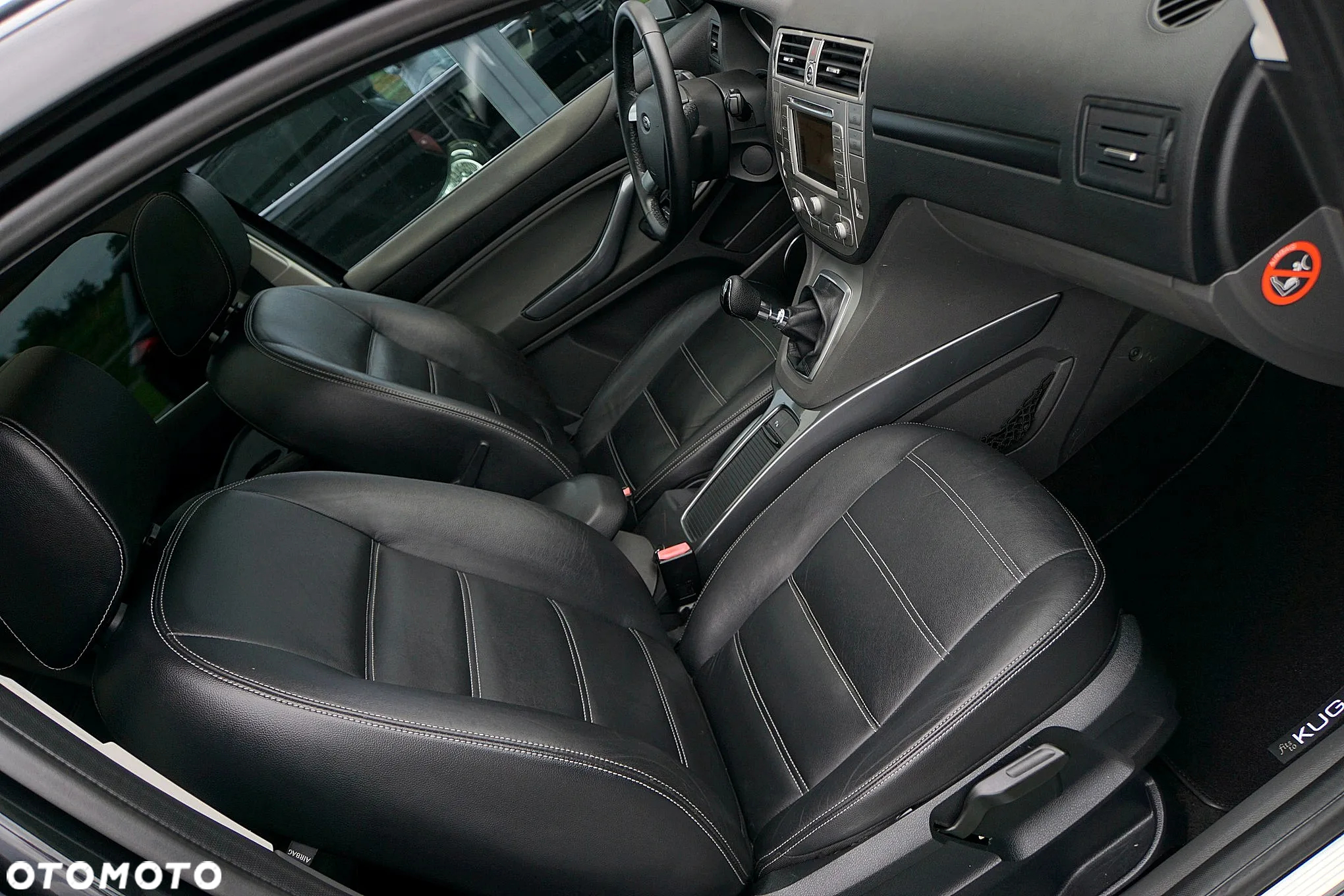 Ford Kuga 2.0 TDCi 4x4 Titanium - 23