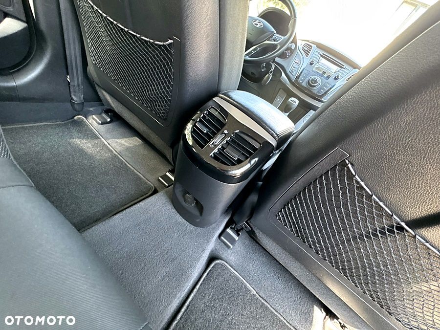 Hyundai i40 Kombi blue 1.7 CRDi Premium - 21
