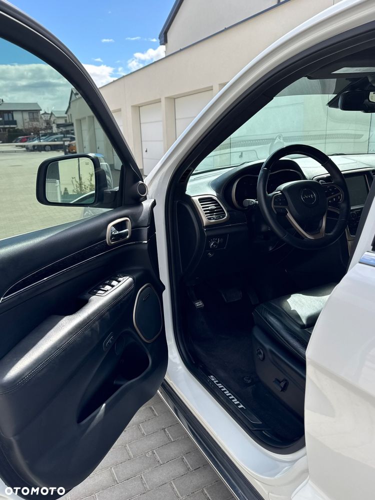 Jeep Grand Cherokee 5.7 V8 HEMI Summit - 17