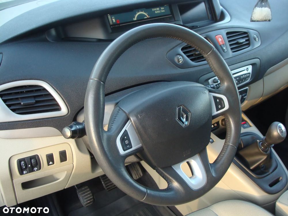Renault Scenic 1.9 dCi Expression - 9