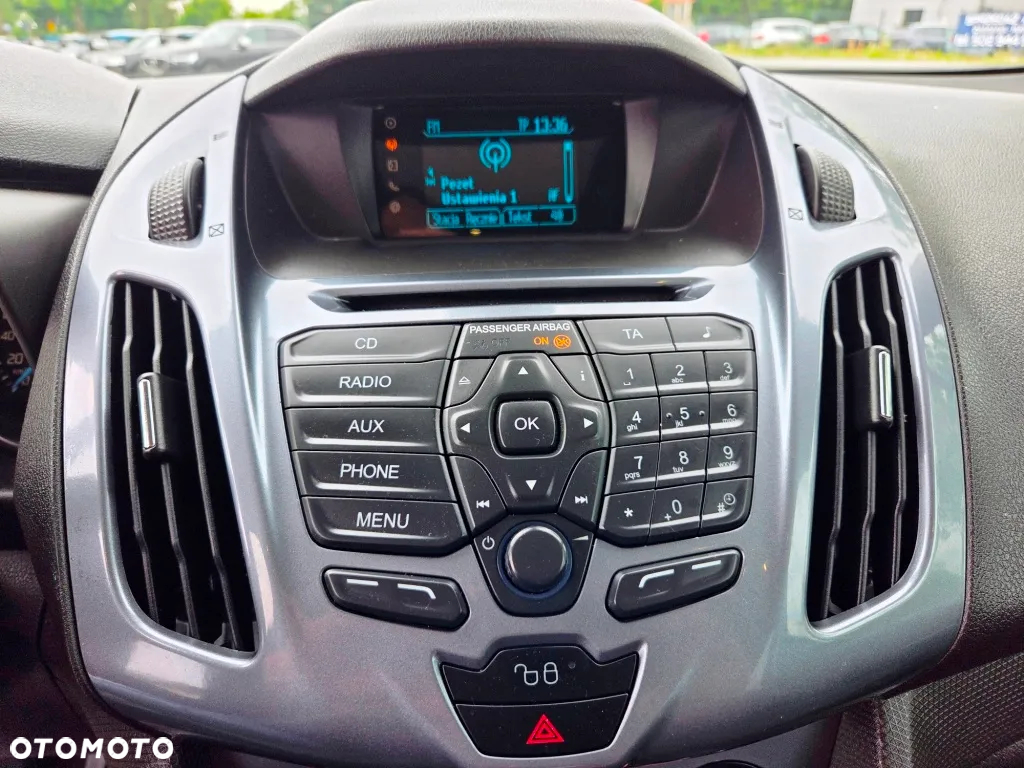 Ford Tourneo Connect Grand - 39