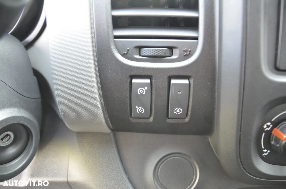Renault Trafic ENERGY dCi 125 Spaceclass - 27