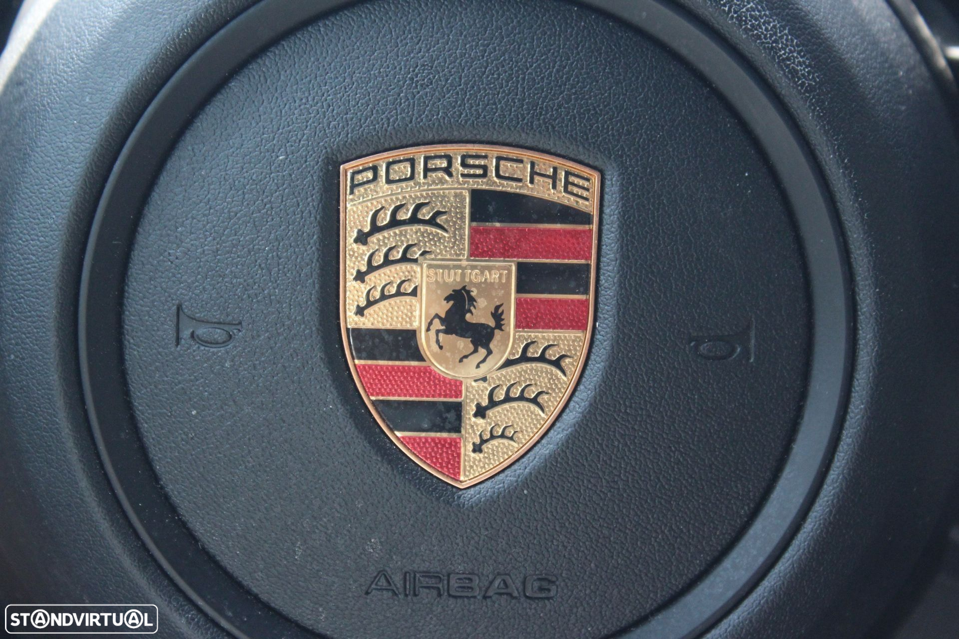 Porsche Taycan Cross Turismo 4 - 19