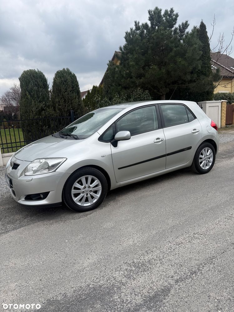 Toyota Auris - 3
